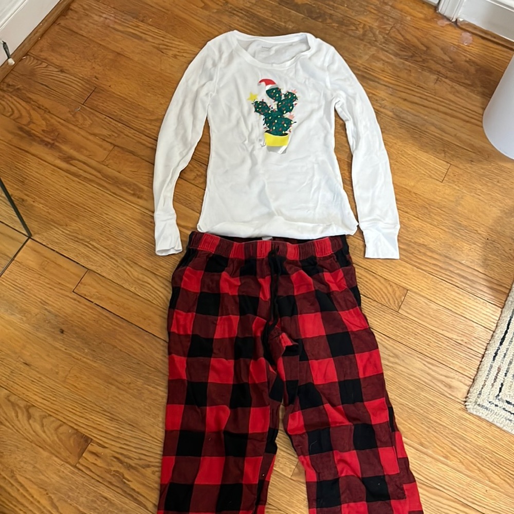 Old navy pajama set